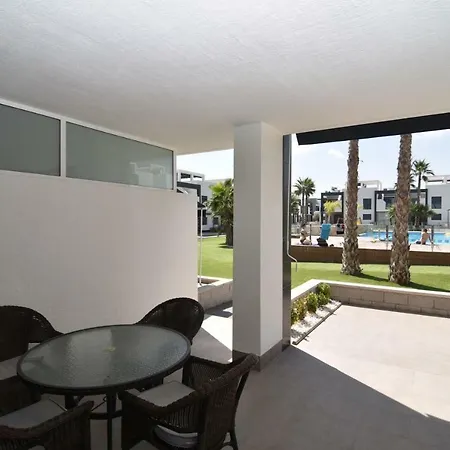 Oasis Vi South Facing Pool View La Zenia Apartamento *